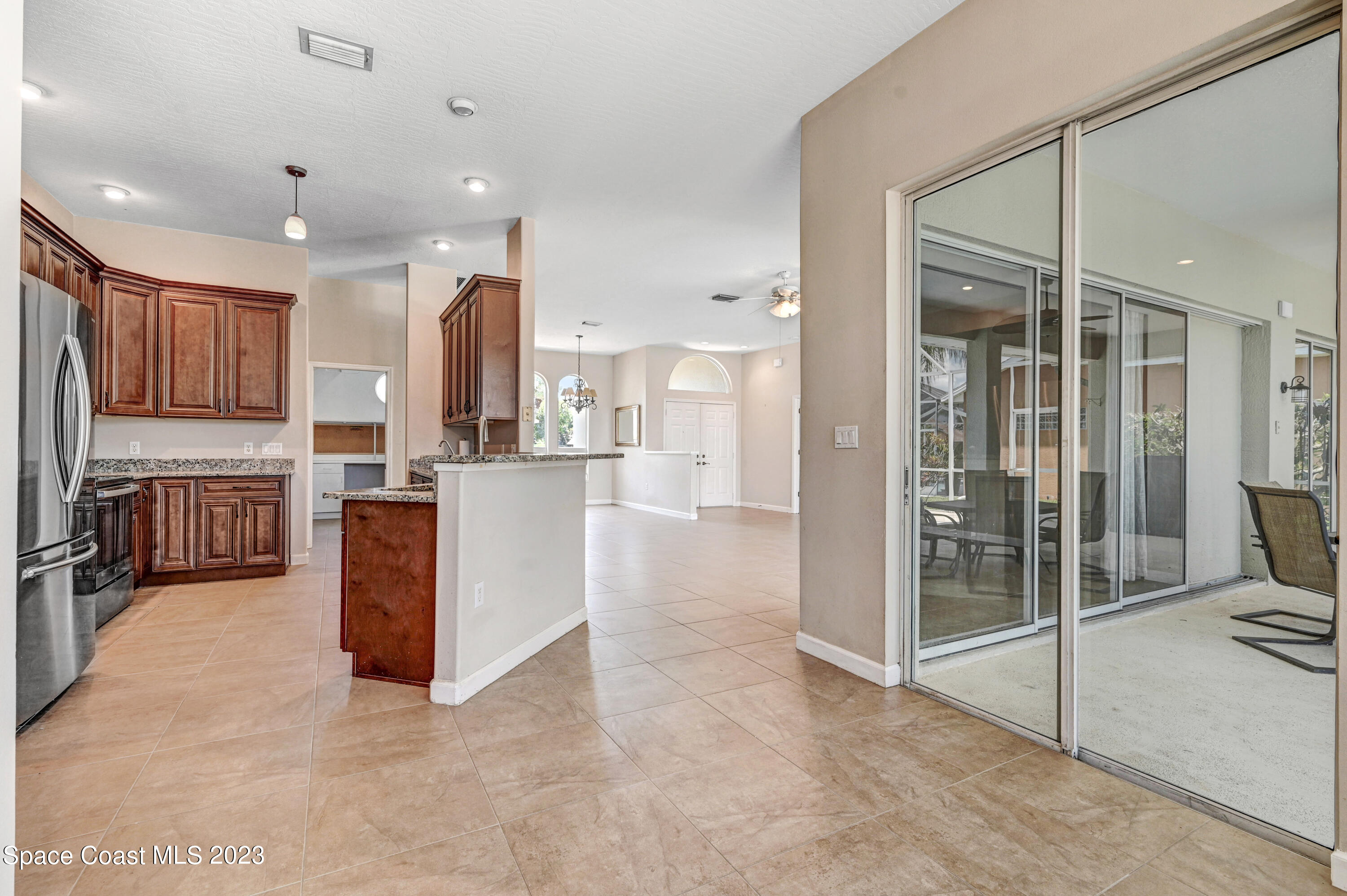 408 Vizcaya Court