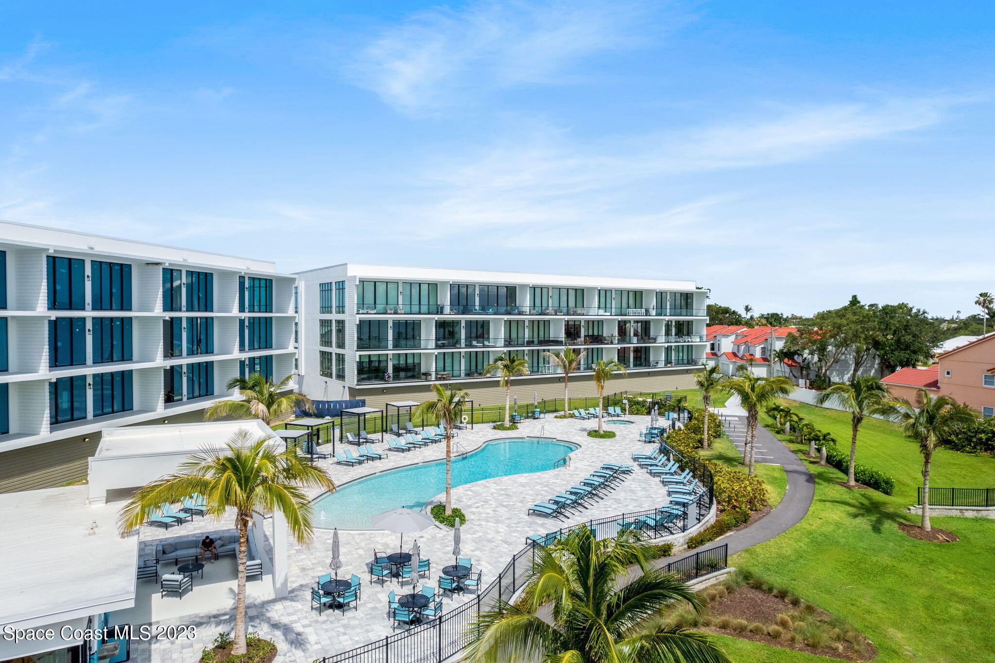 205 Strand Drive, 404