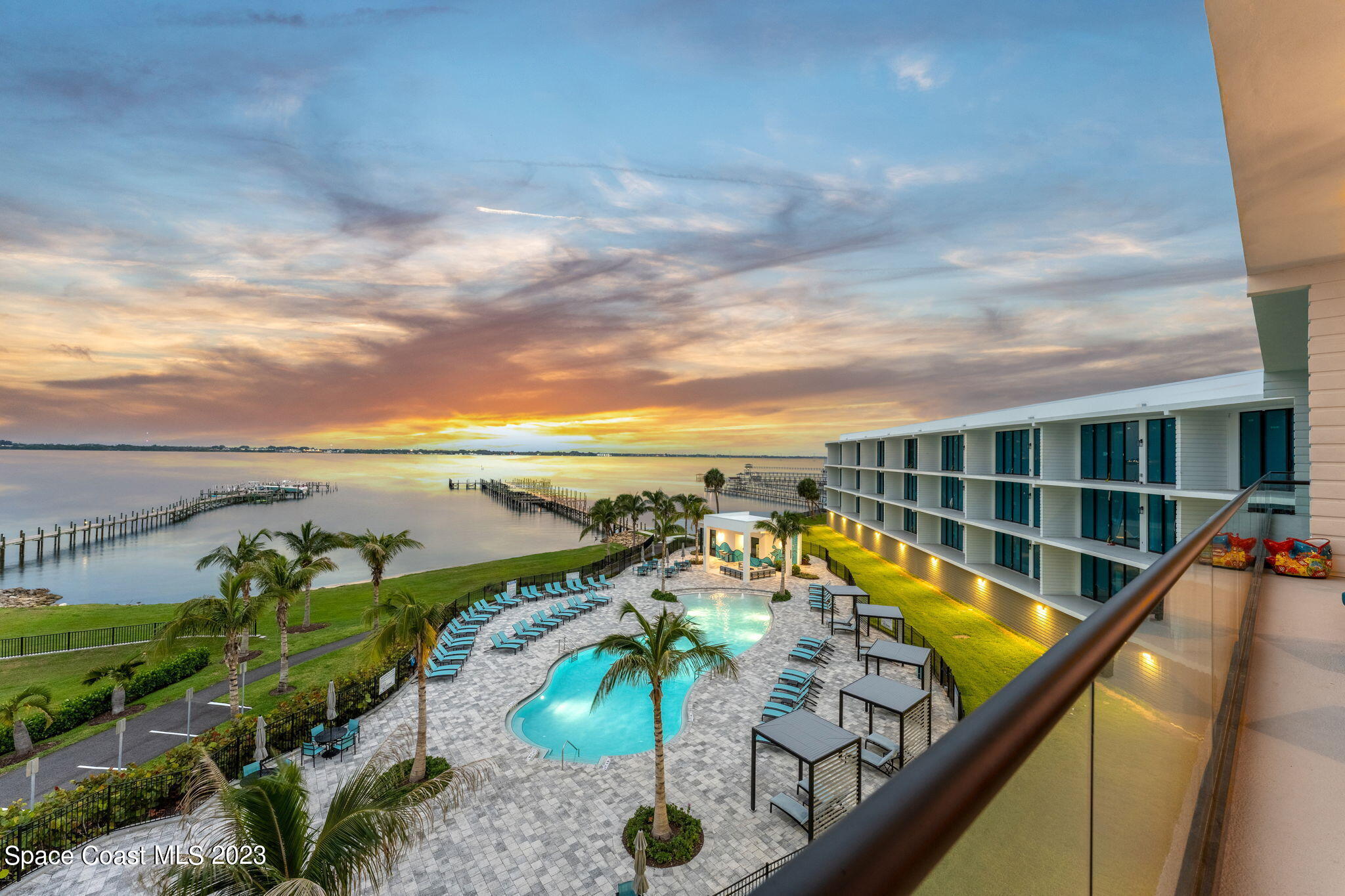 205 Strand Drive, 404