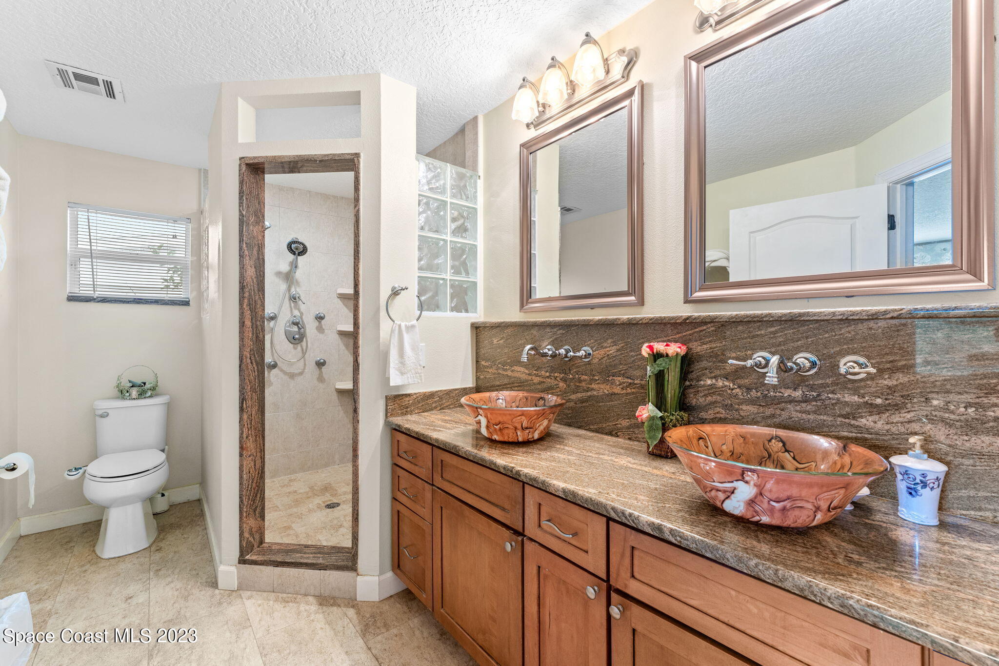 427 Aruba Court