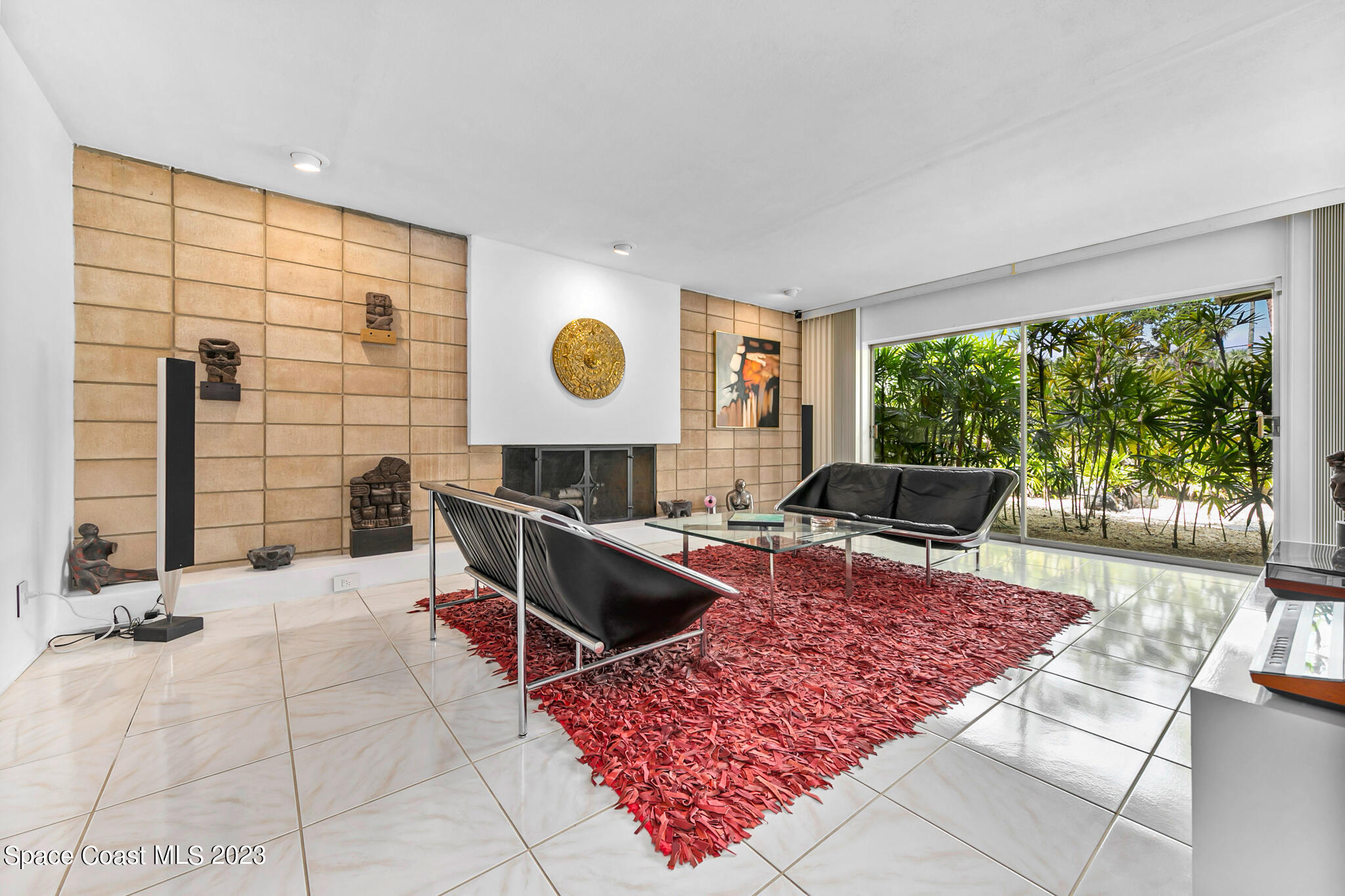 598 Seabreeze Drive