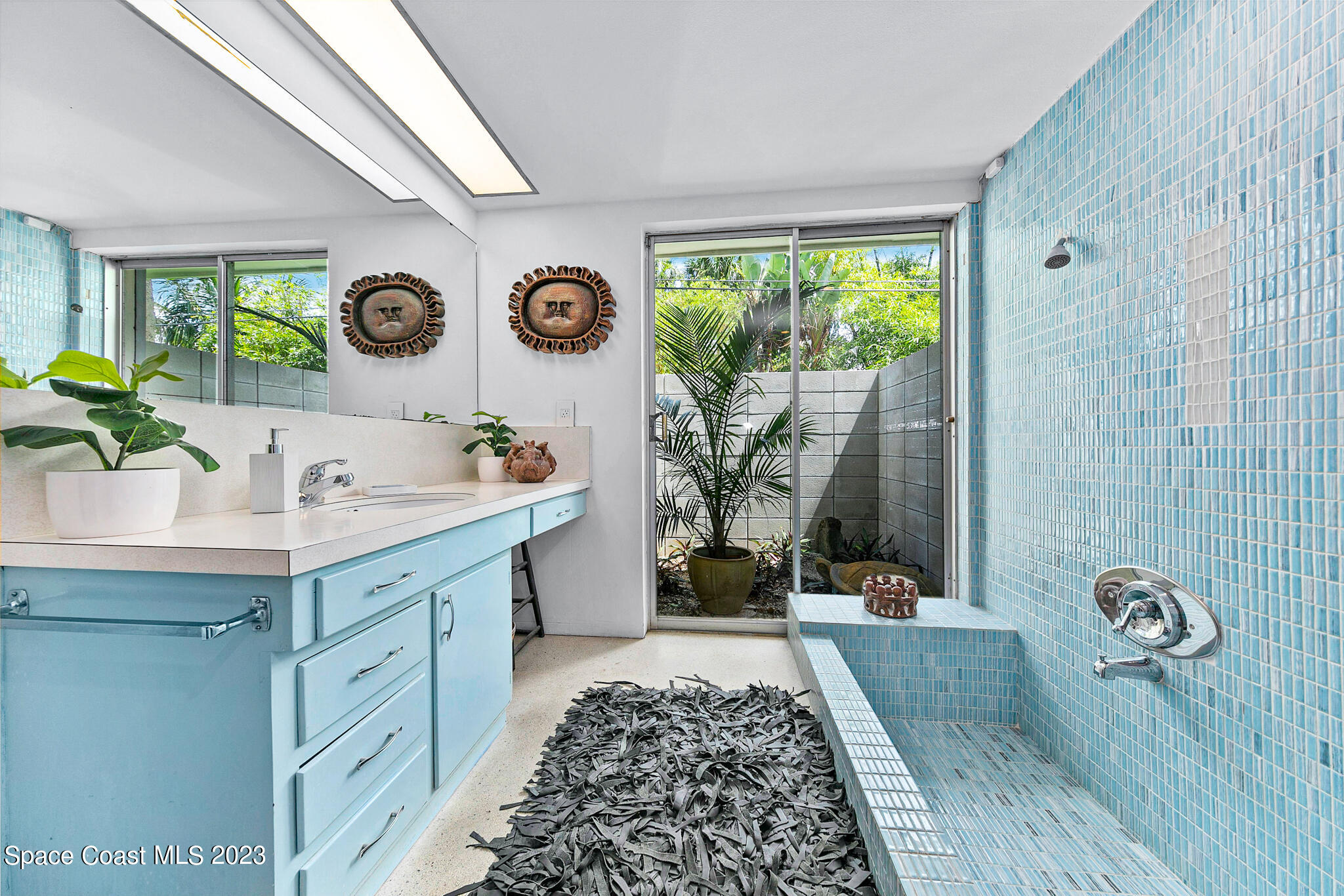 598 Seabreeze Drive