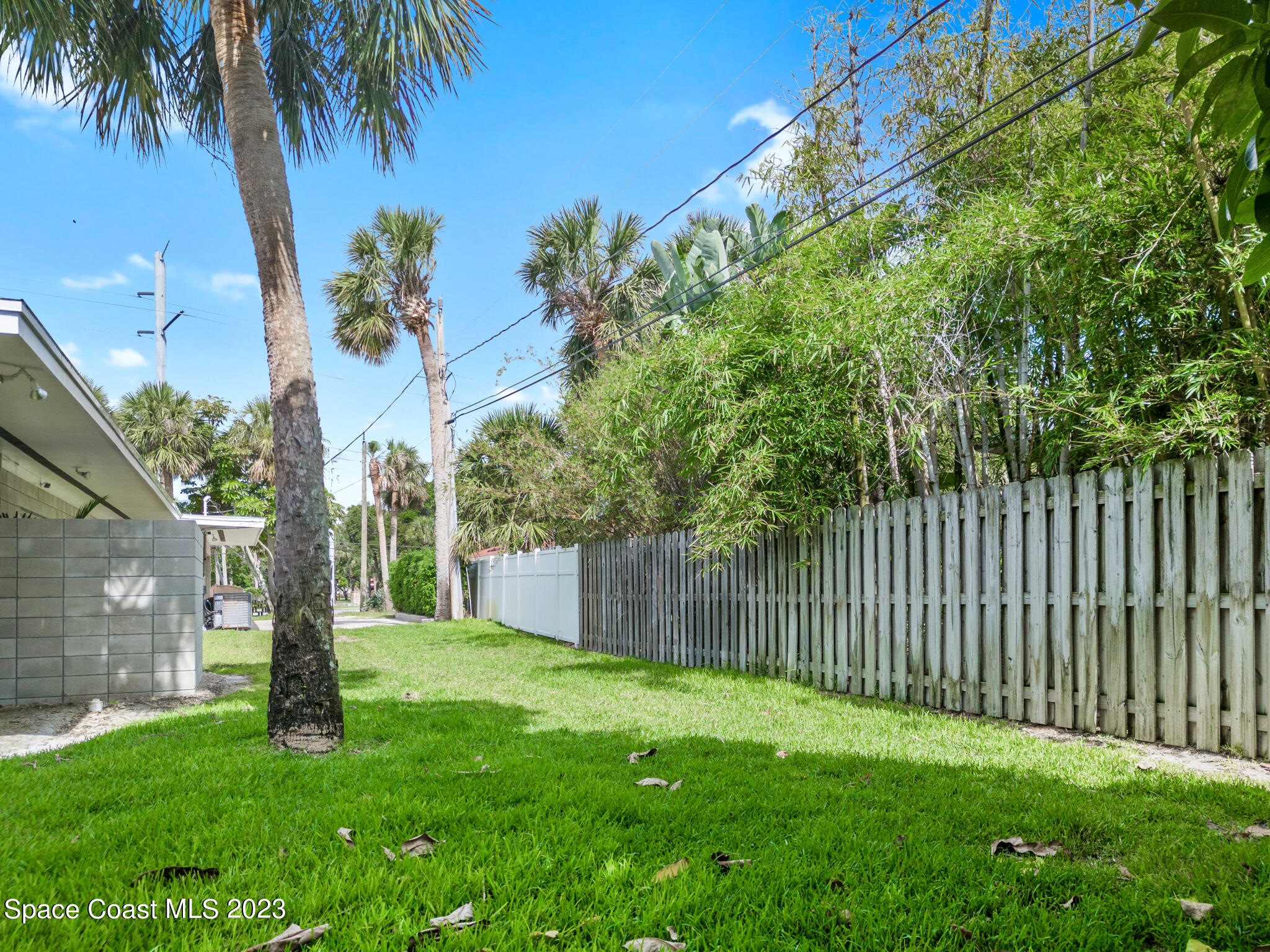 598 Seabreeze Drive