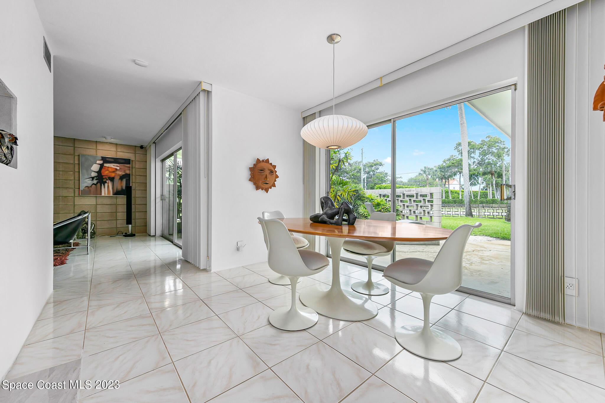 598 Seabreeze Drive