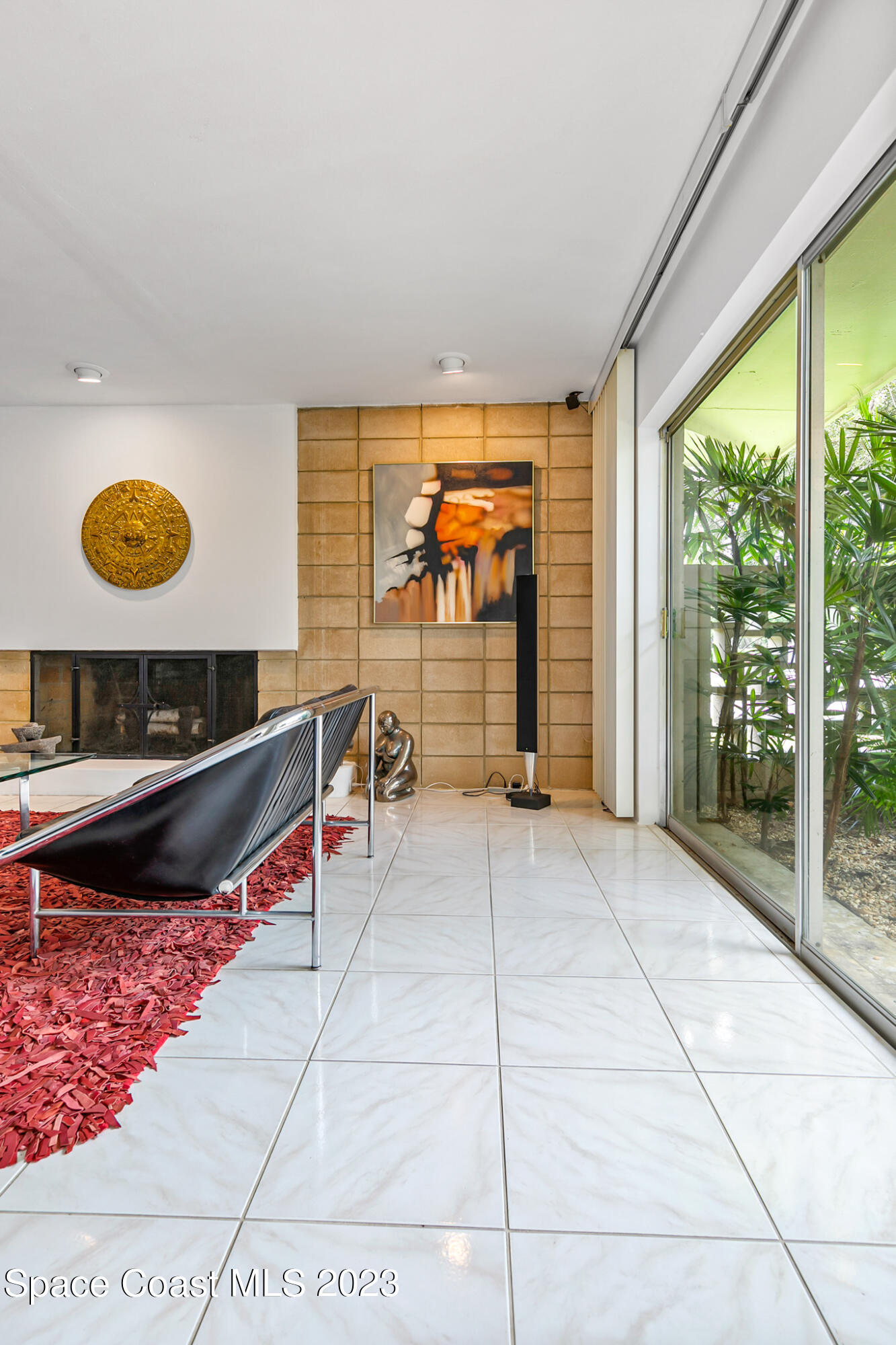 598 Seabreeze Drive