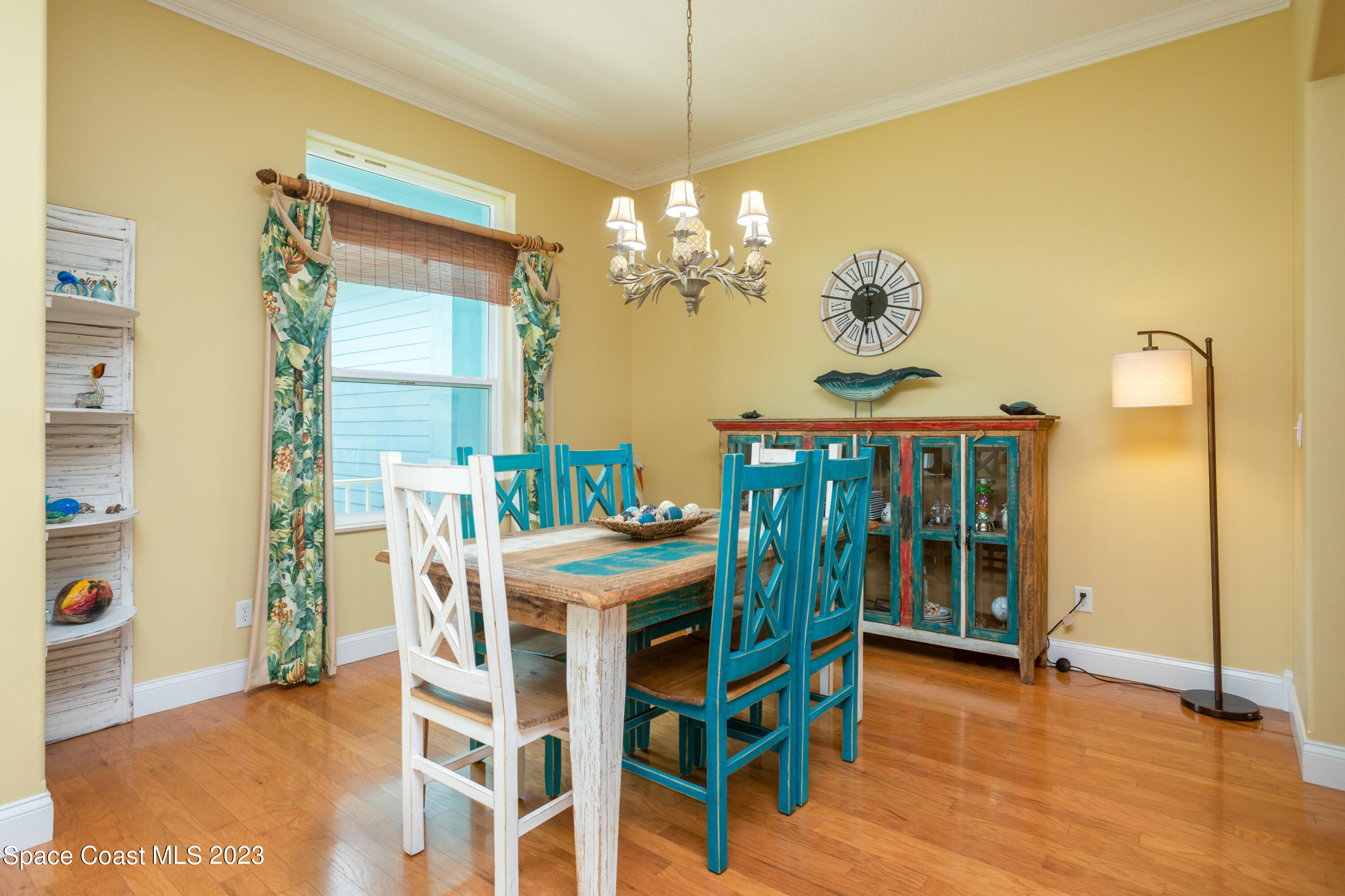 850 Maple Ridge Drive