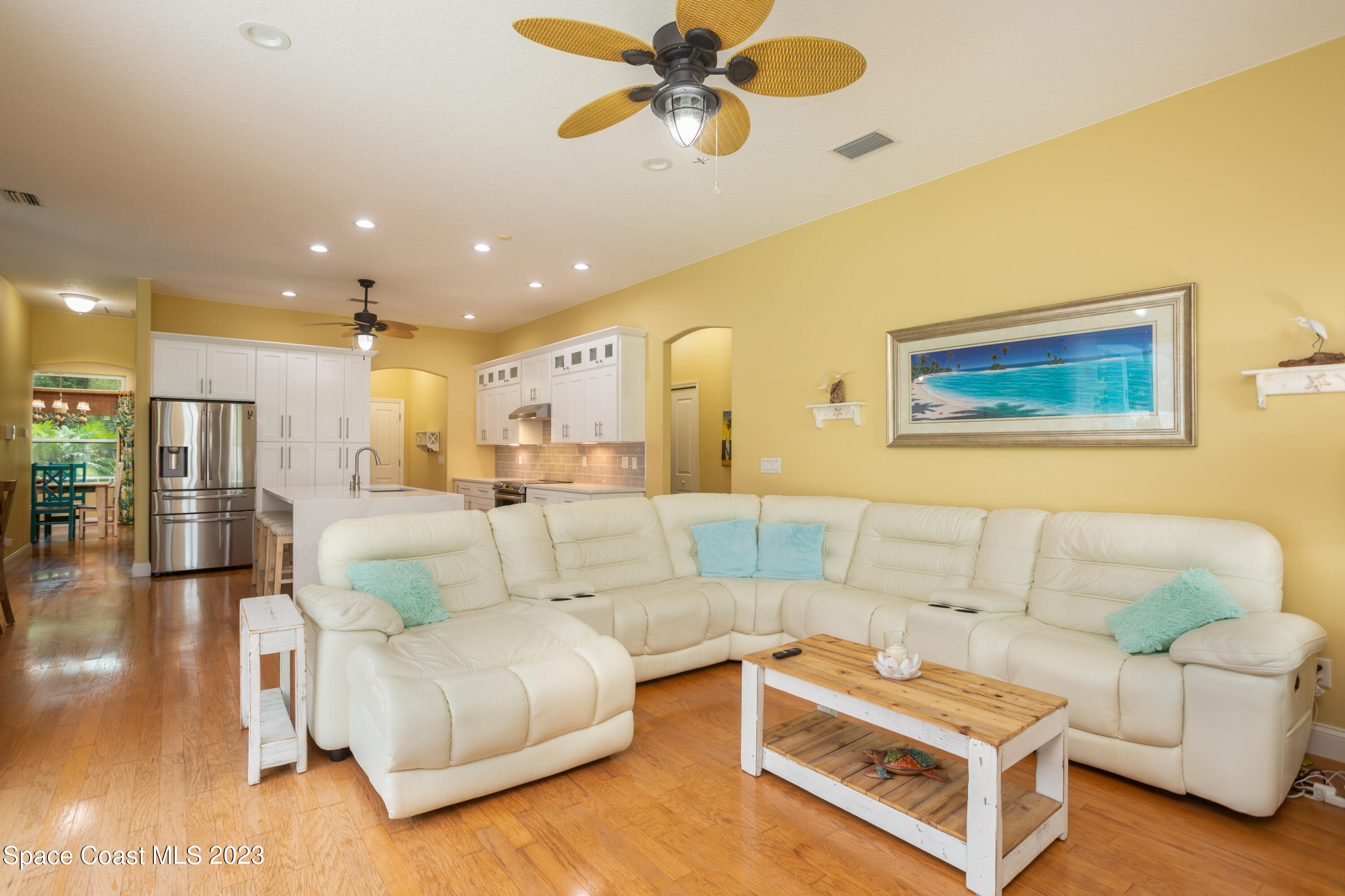 850 Maple Ridge Drive