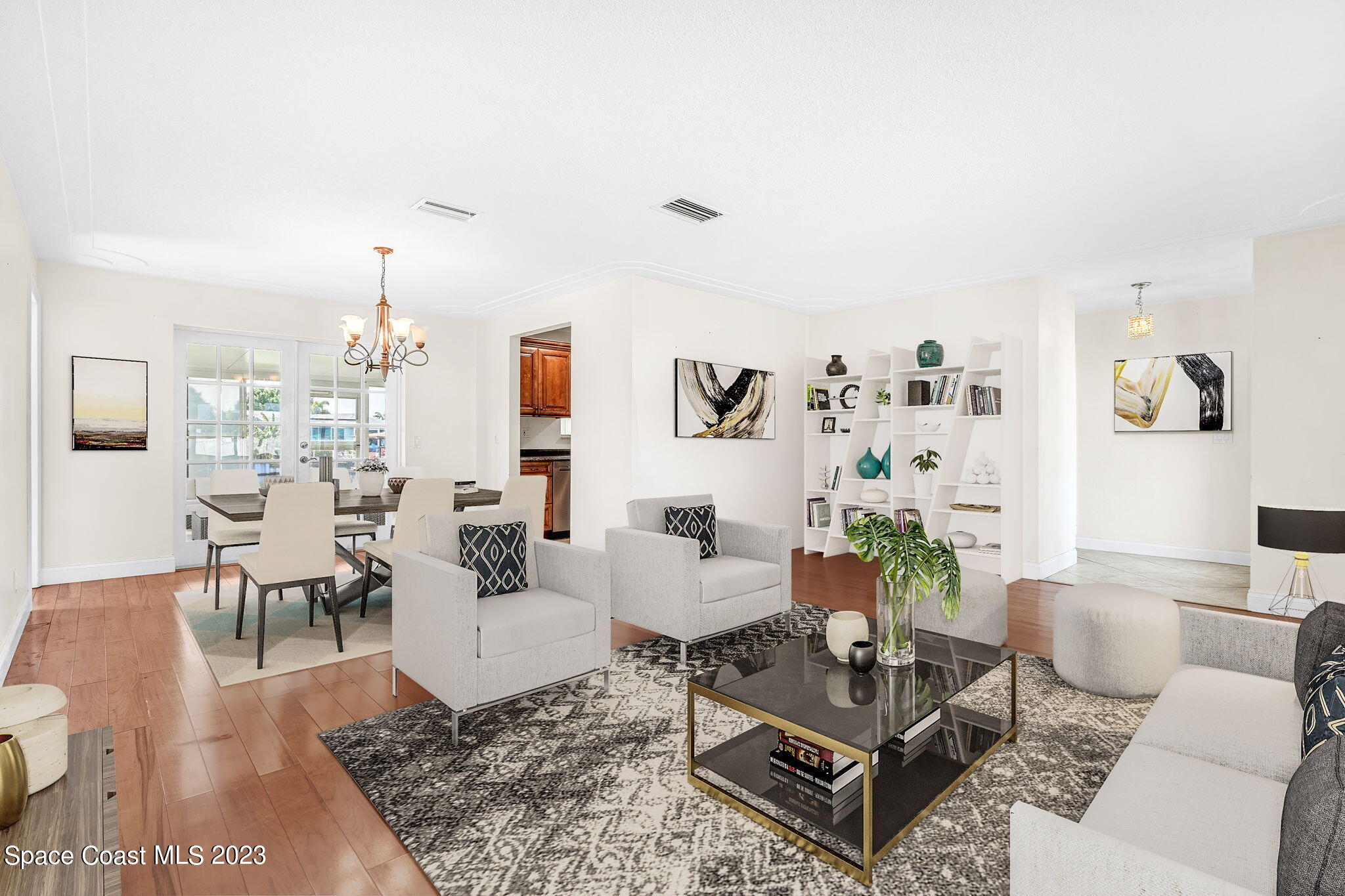 445 Ursa Avenue