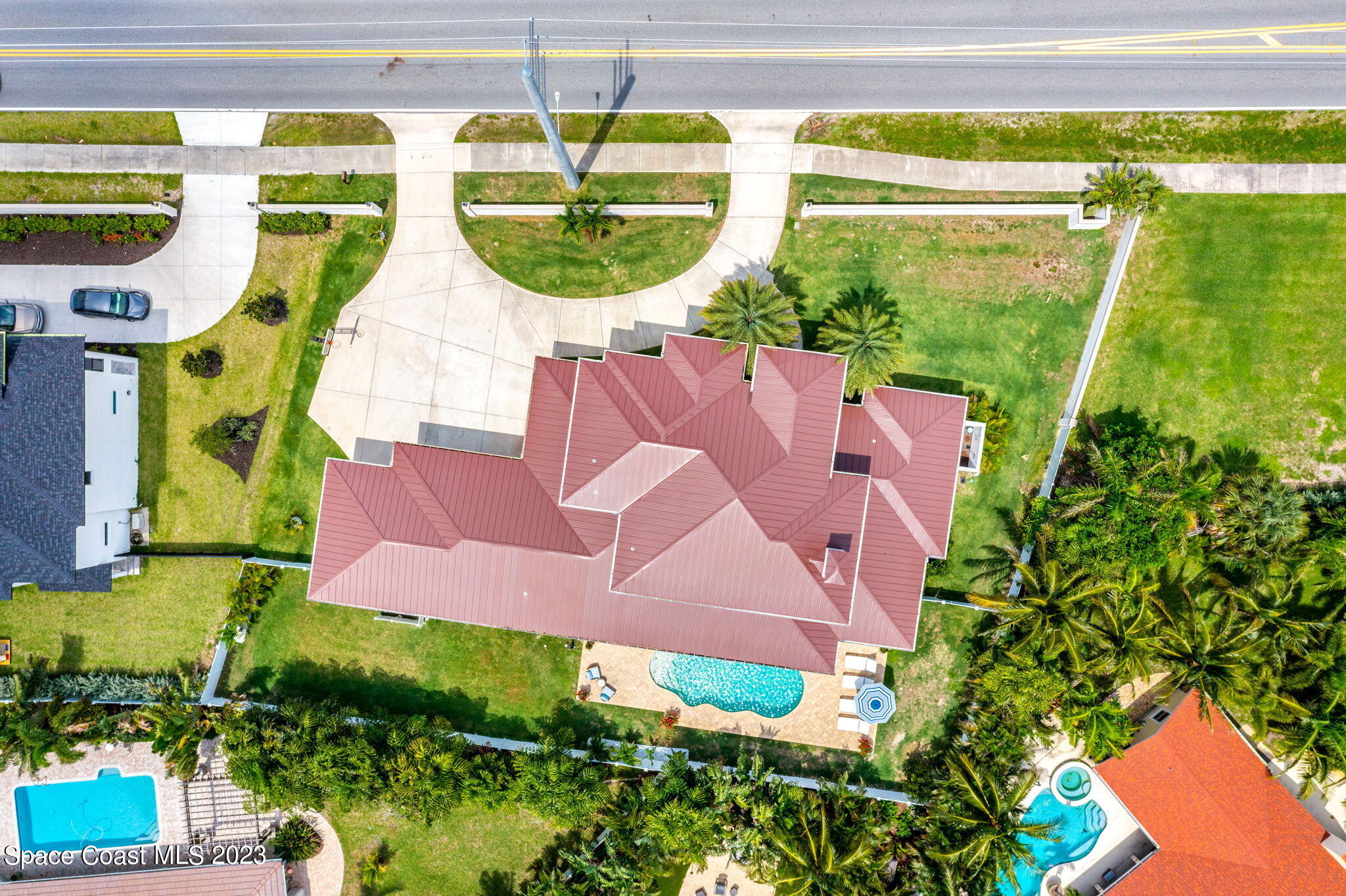 2355 N Riverside Drive