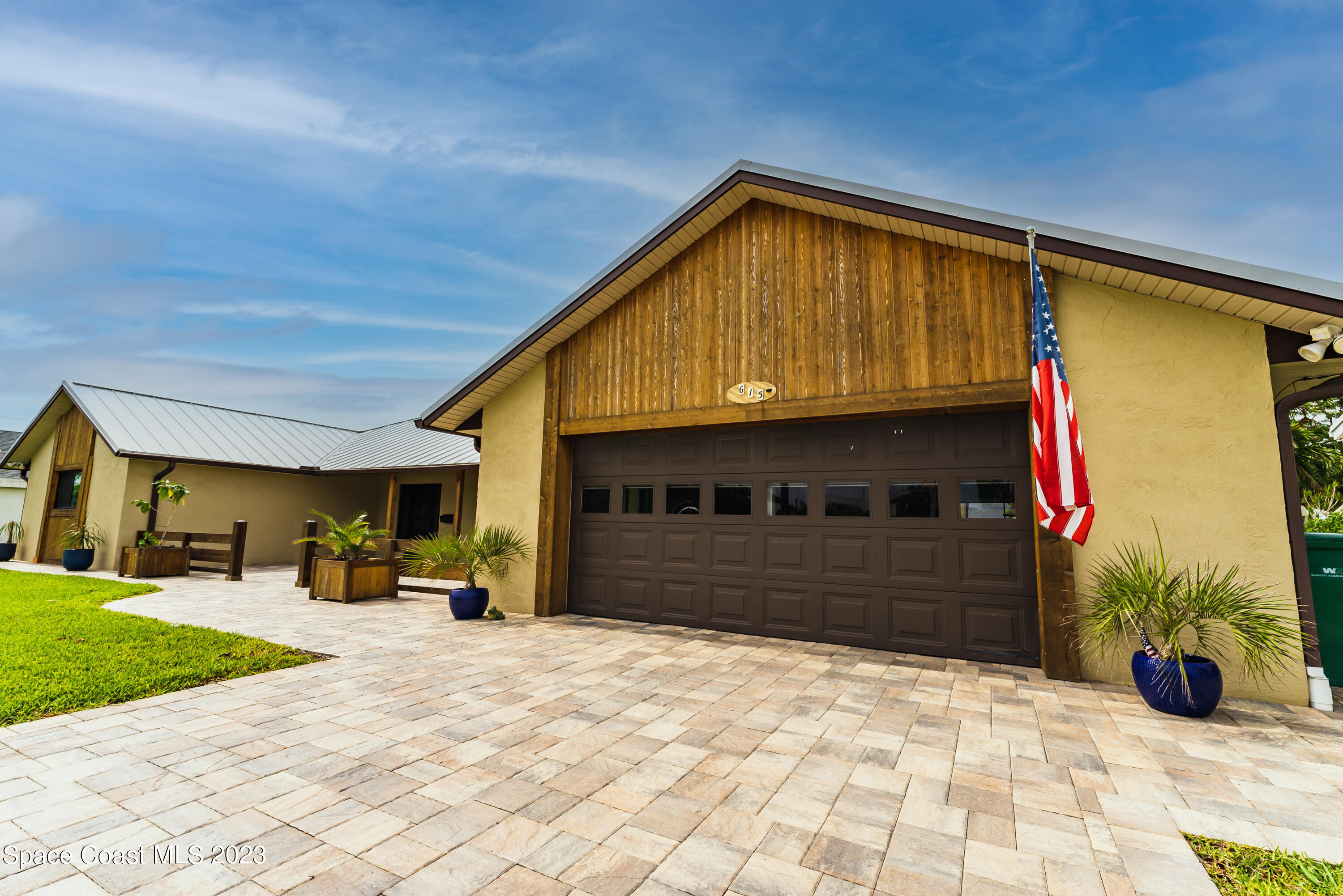 615 Cinnamon Court