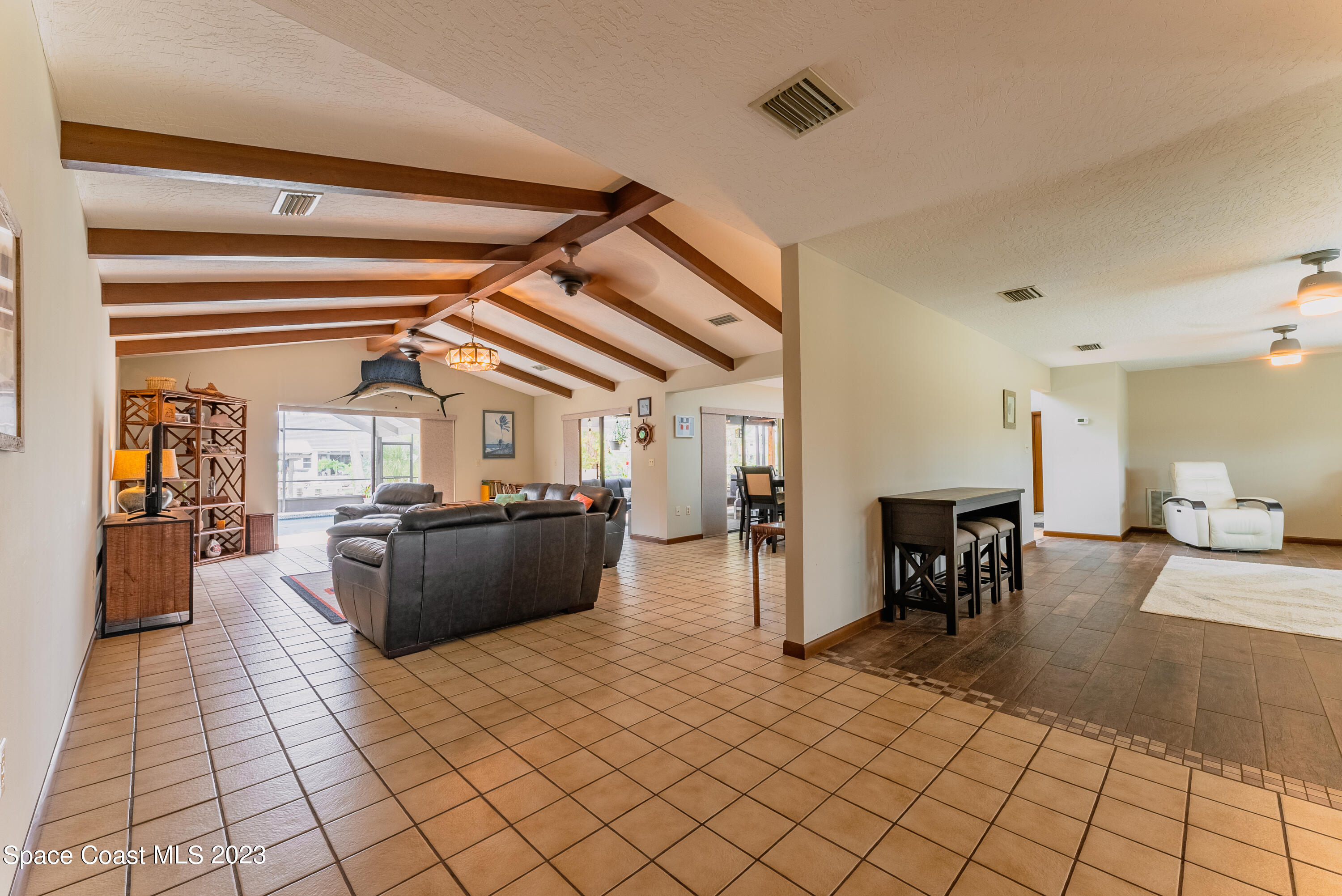 615 Cinnamon Court
