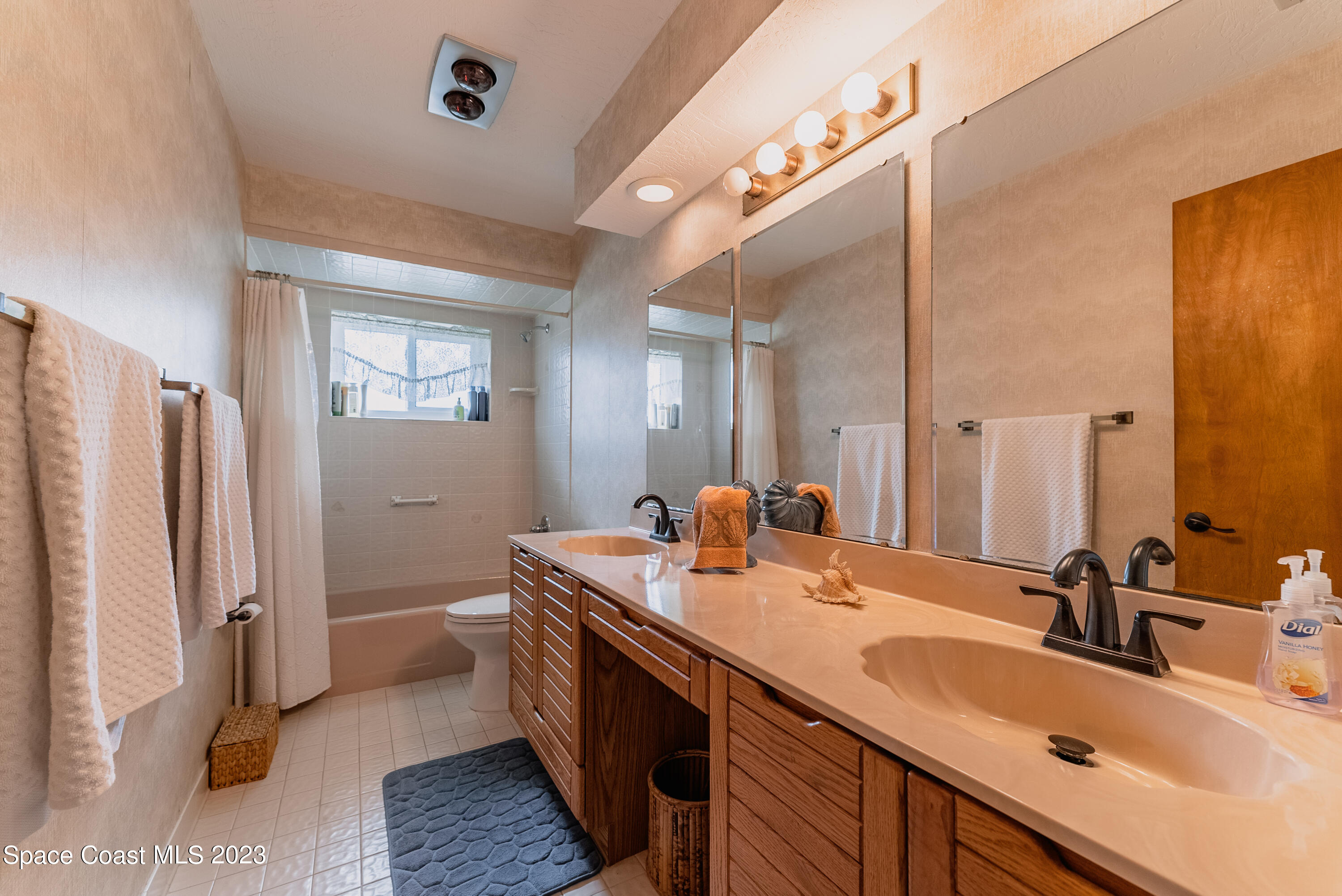 615 Cinnamon Court