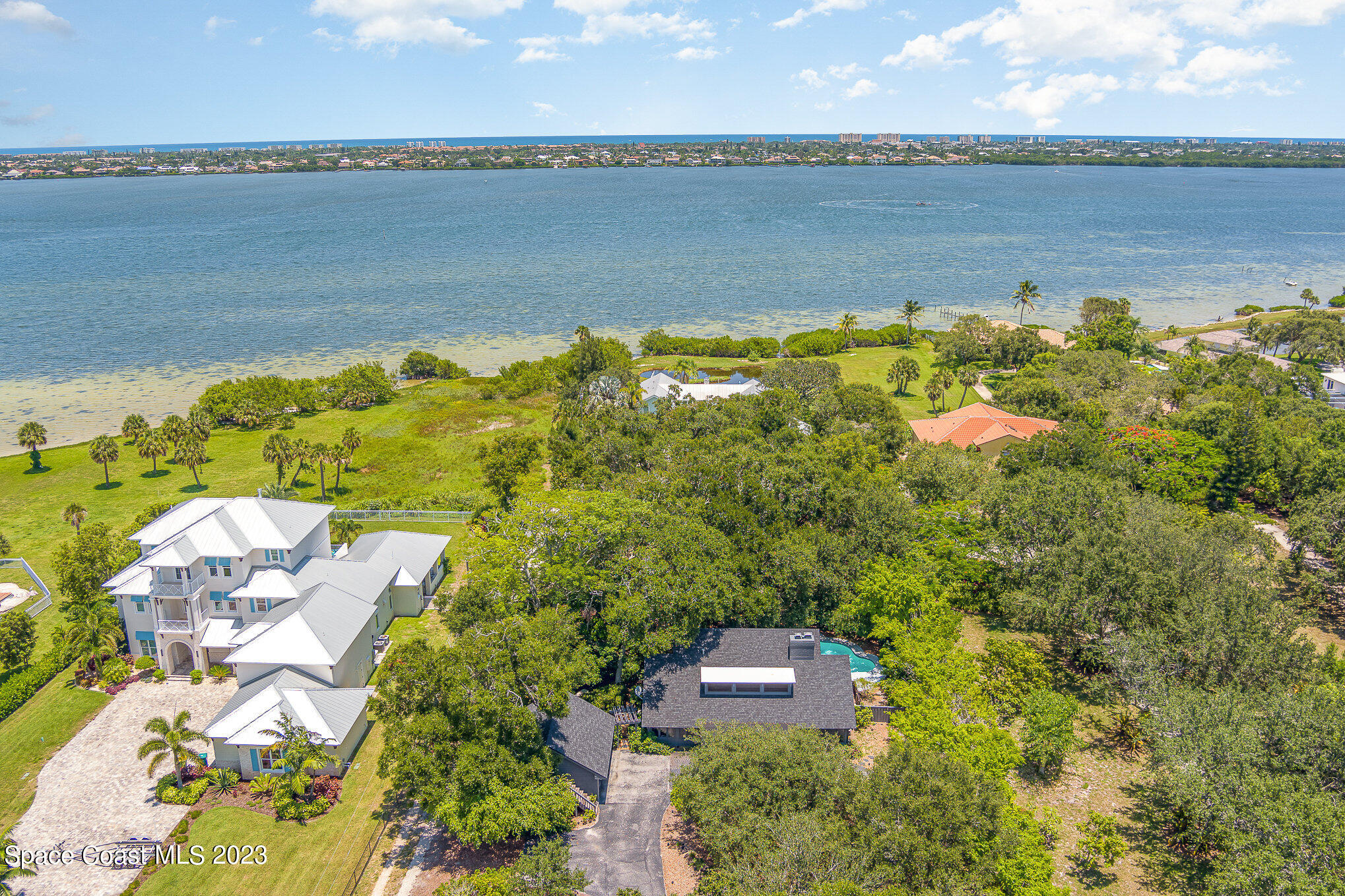 9320 S Tropical Trail