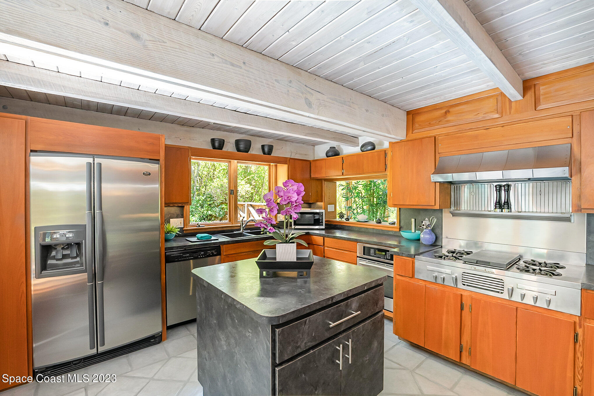 9320 S Tropical Trail