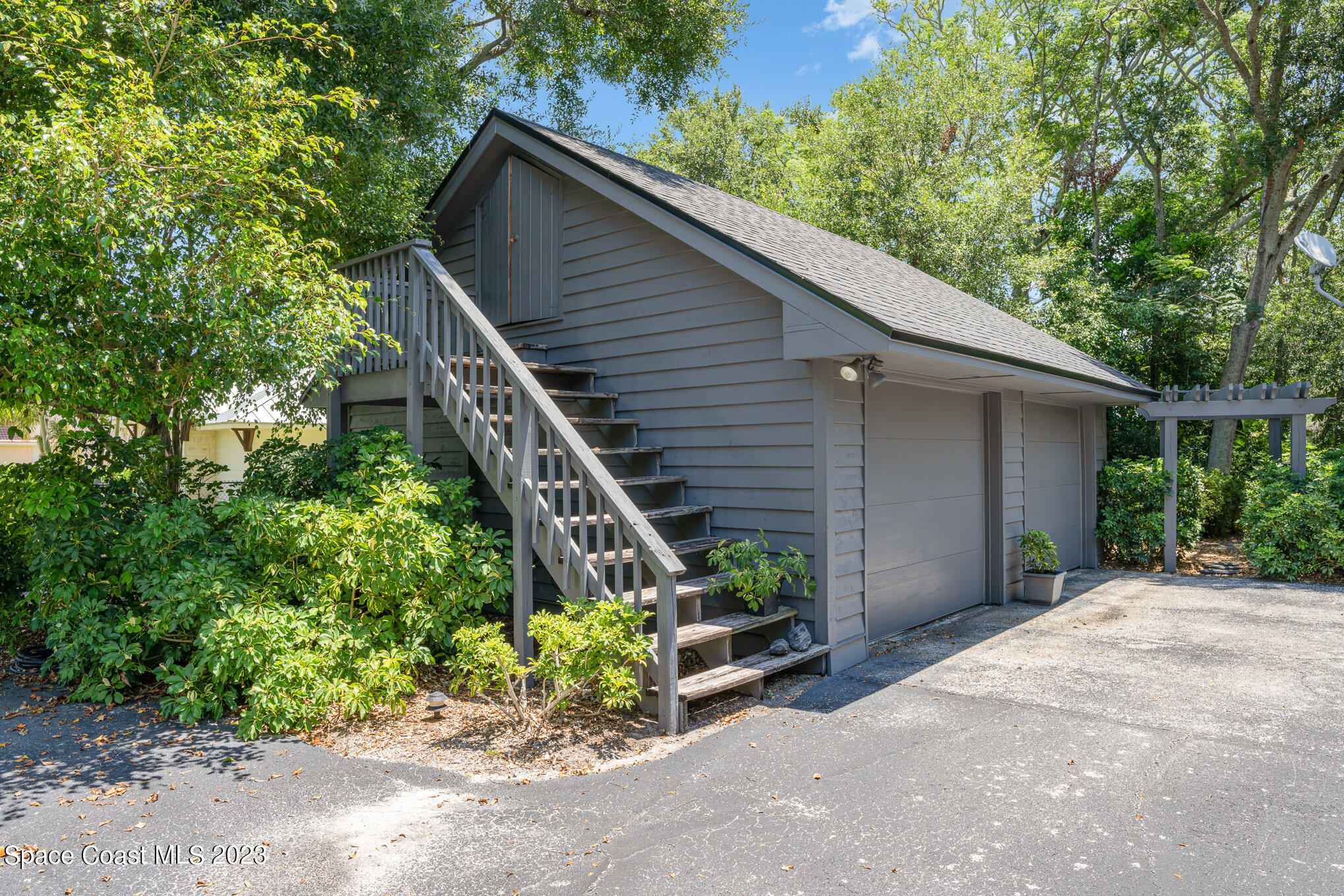 9320 S Tropical Trail