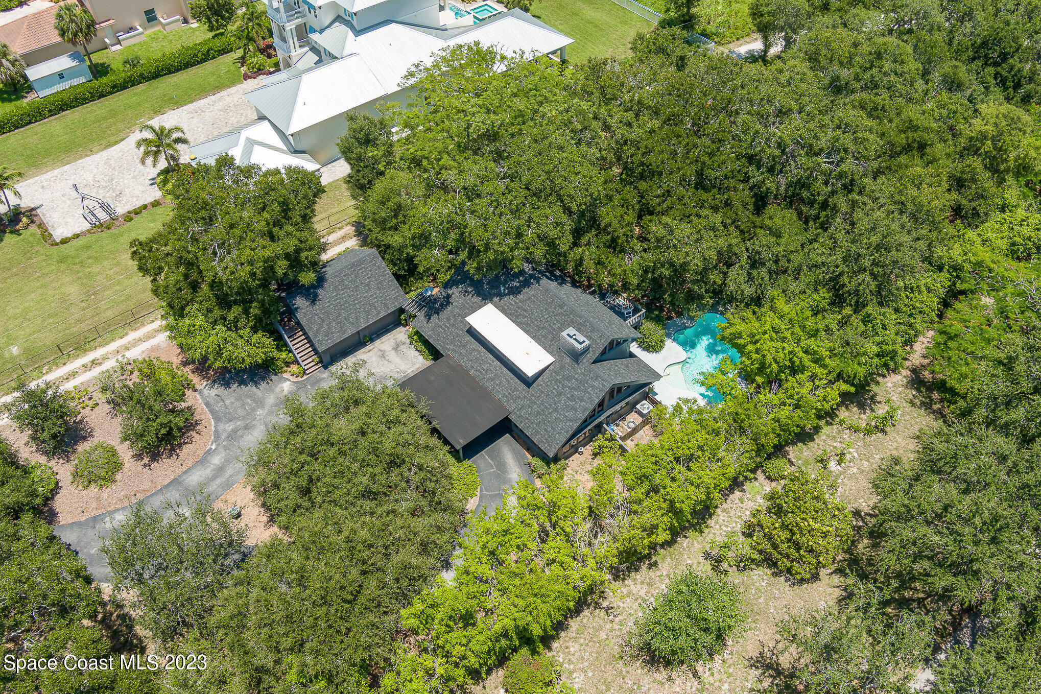 9320 S Tropical Trail