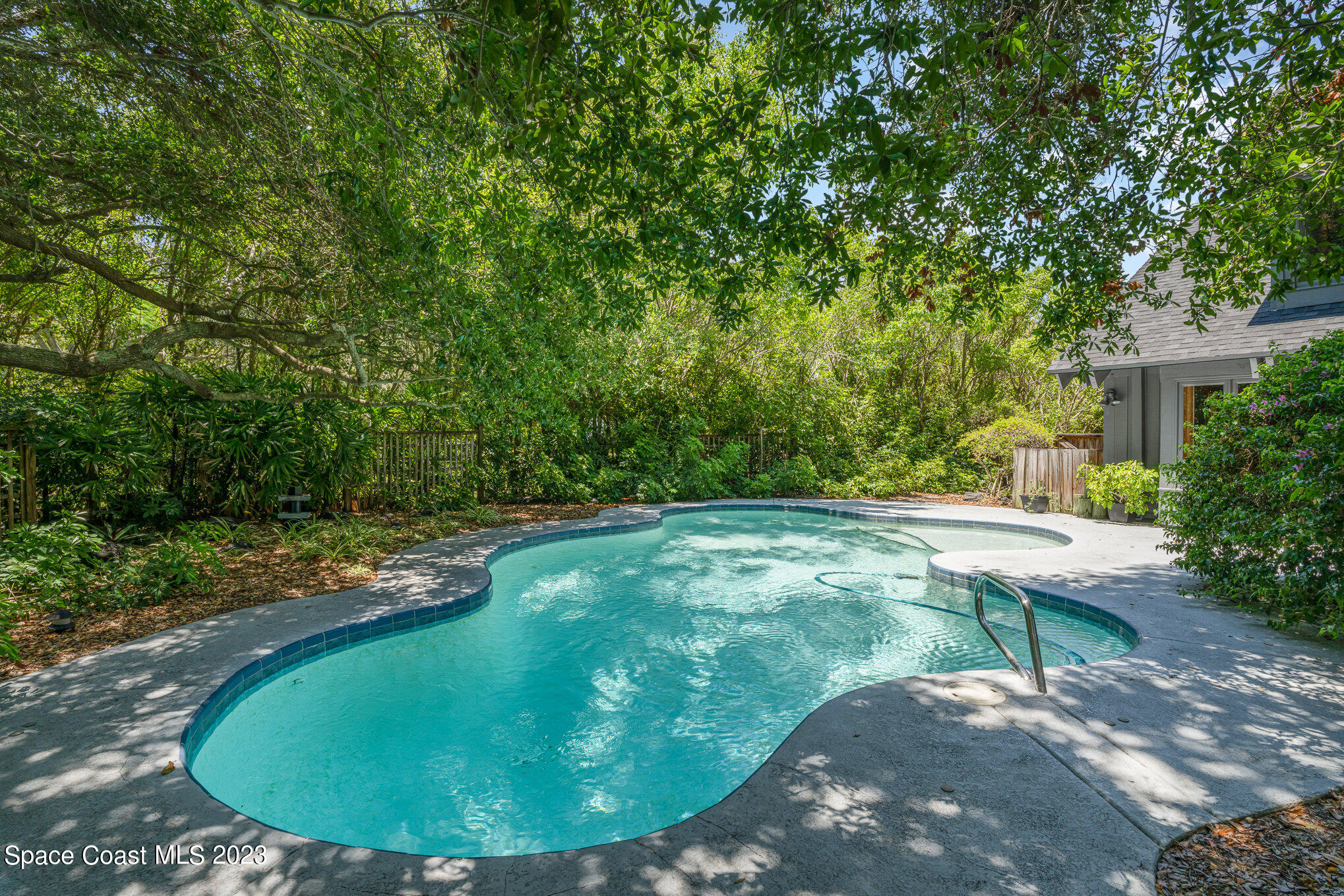 9320 S Tropical Trail