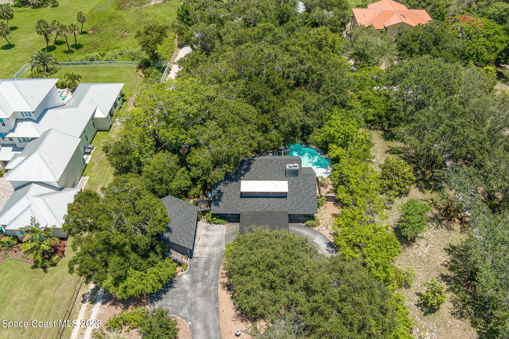 9320 S Tropical Trail