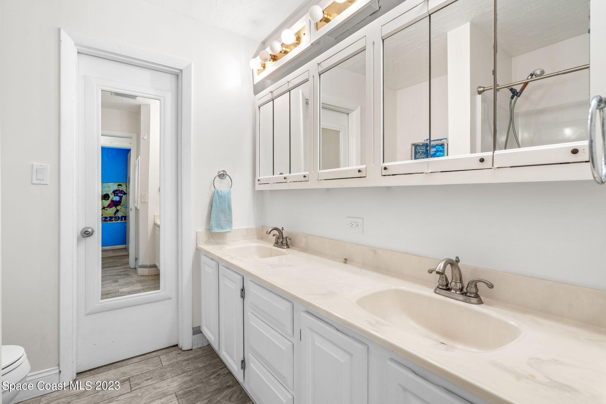 473 Royal Palm Court