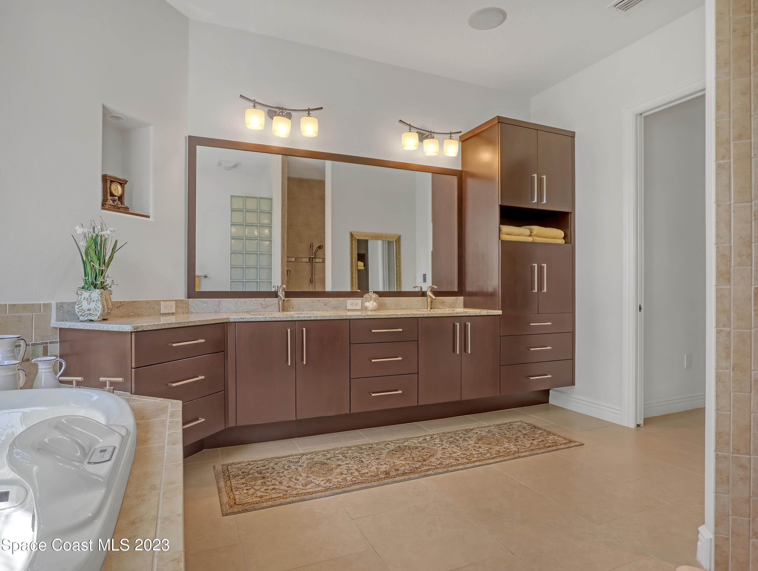 3032 Sallisbury Court