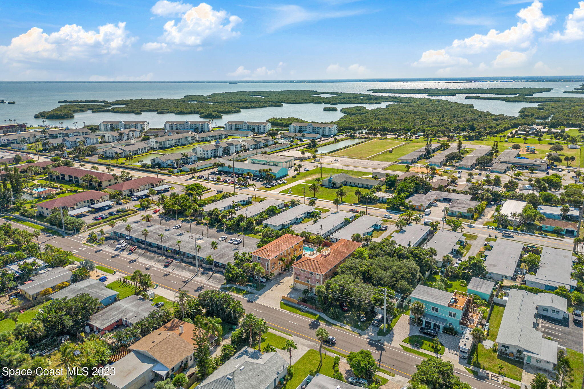 428 S Orlando Avenue, 1