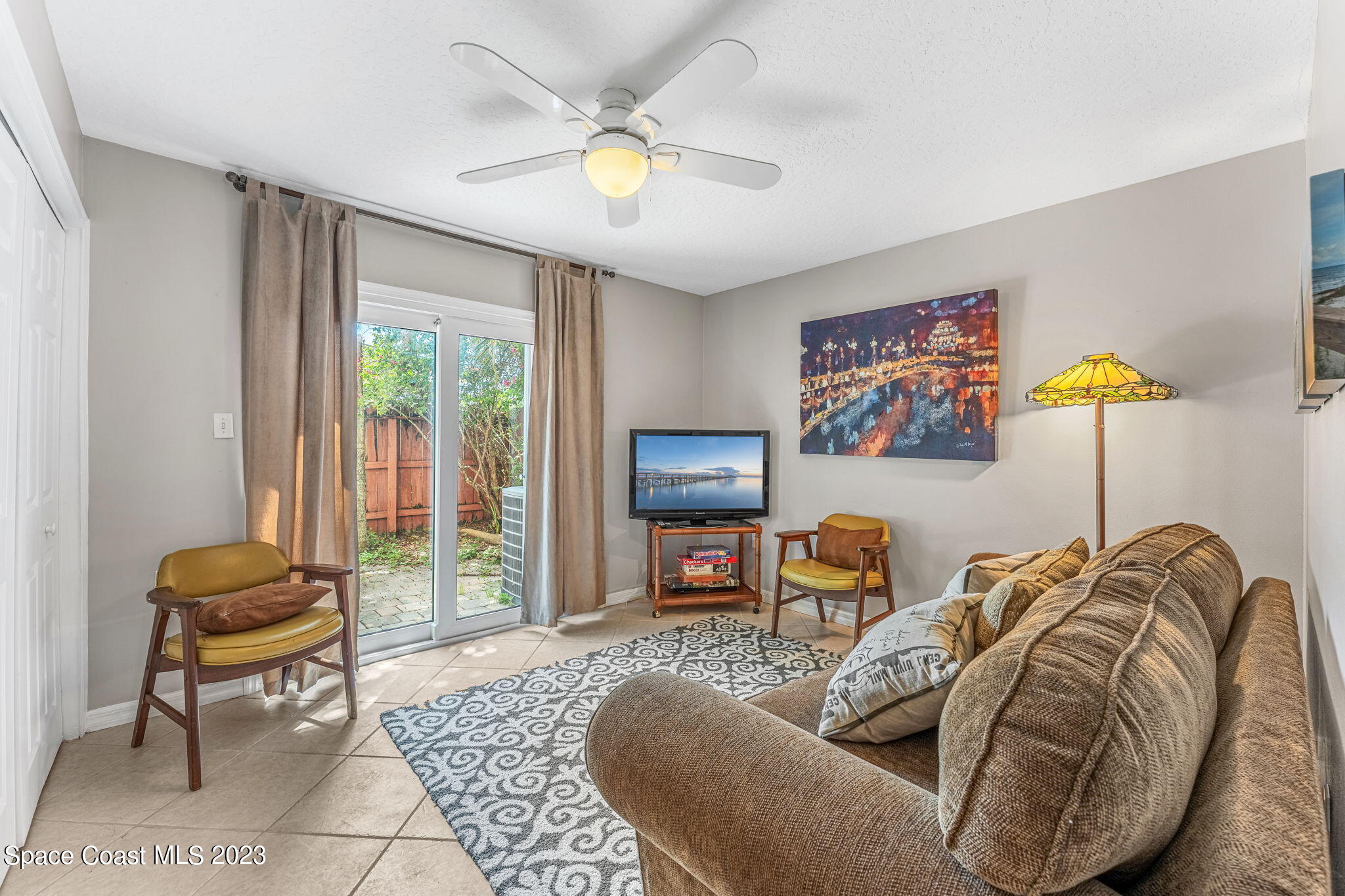 428 S Orlando Avenue, 1