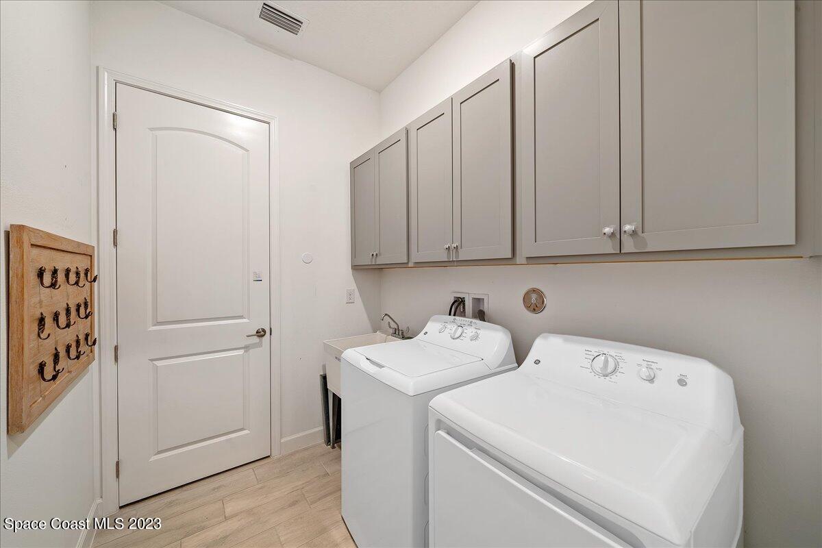2758 Millennium Circle
