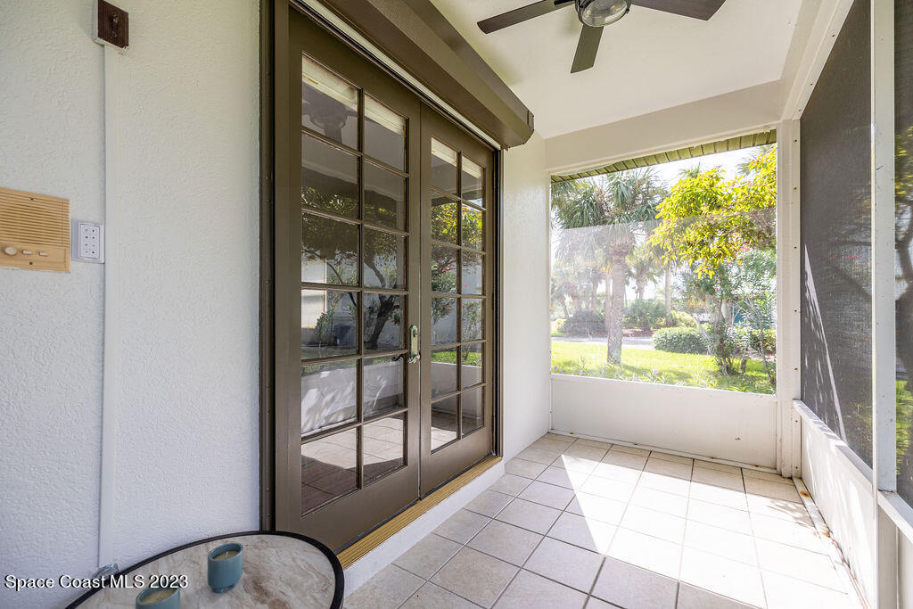 380 Lakeview Drive