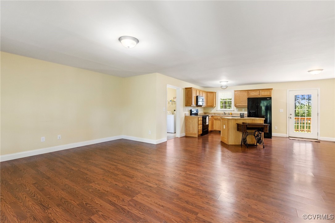 3899 Howell Rd