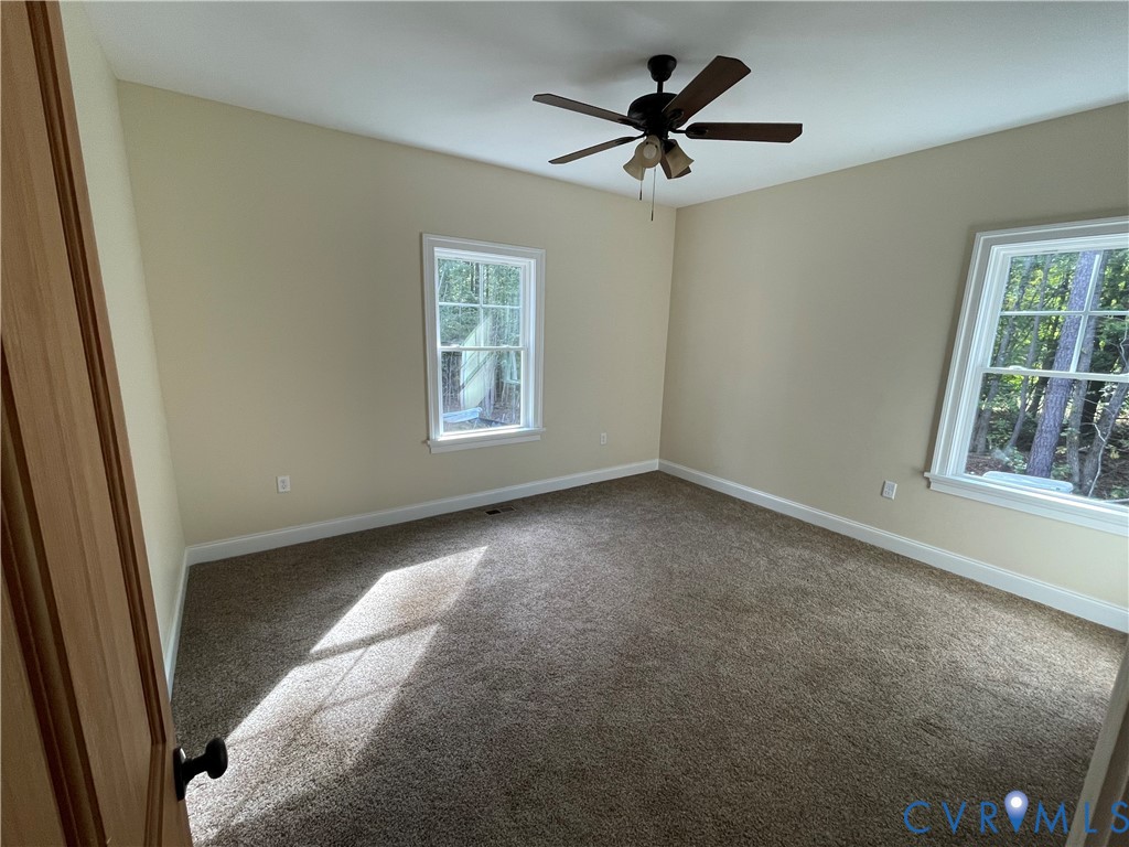 2948 Pineview Dr