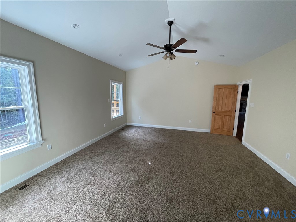 2948 Pineview Dr