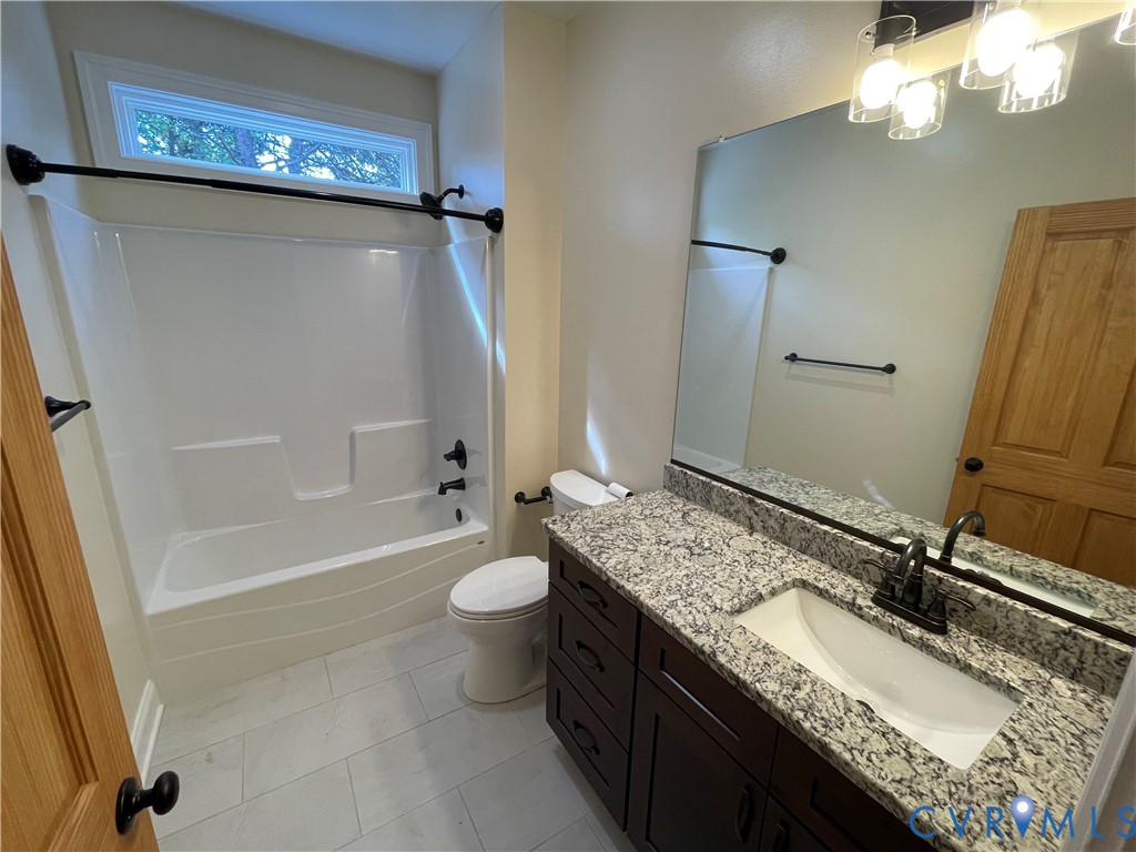 2948 Pineview Dr