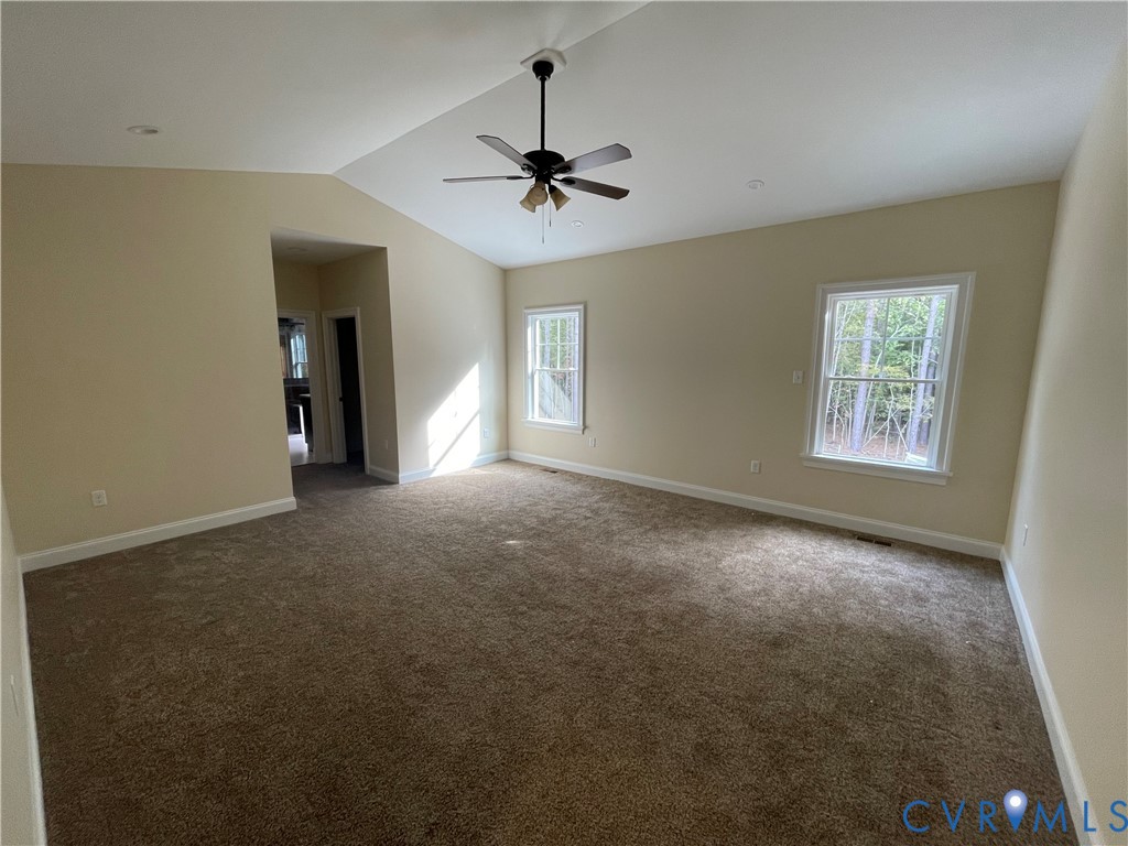 2948 Pineview Dr