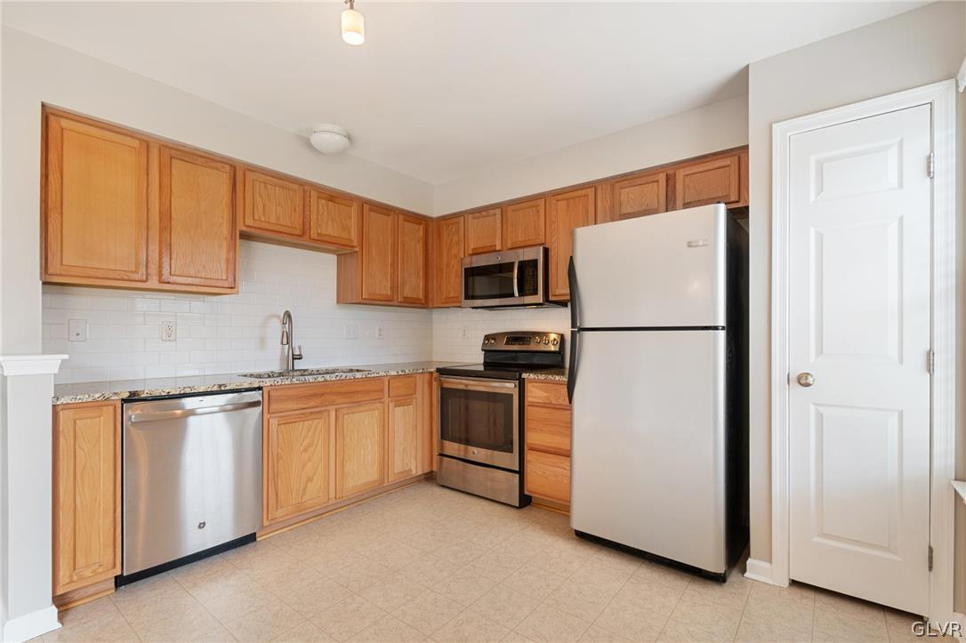 7864 Red Hawk Court