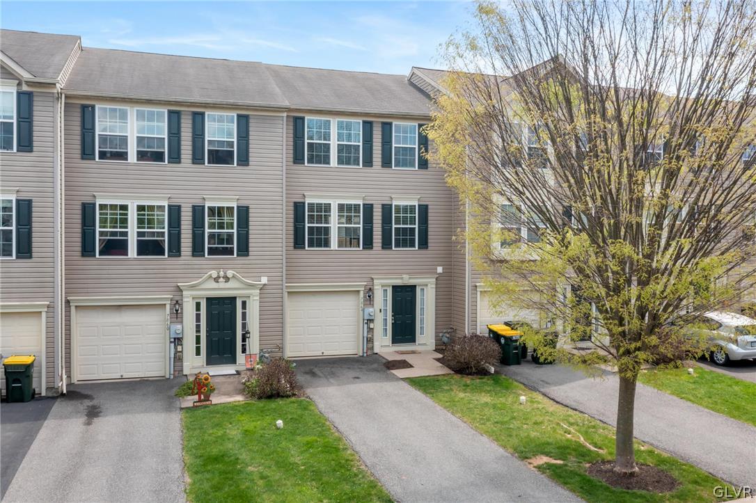7864 Red Hawk Court