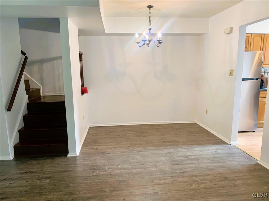 1711 Sequoia Court