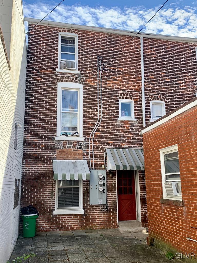 1130 Linden Street