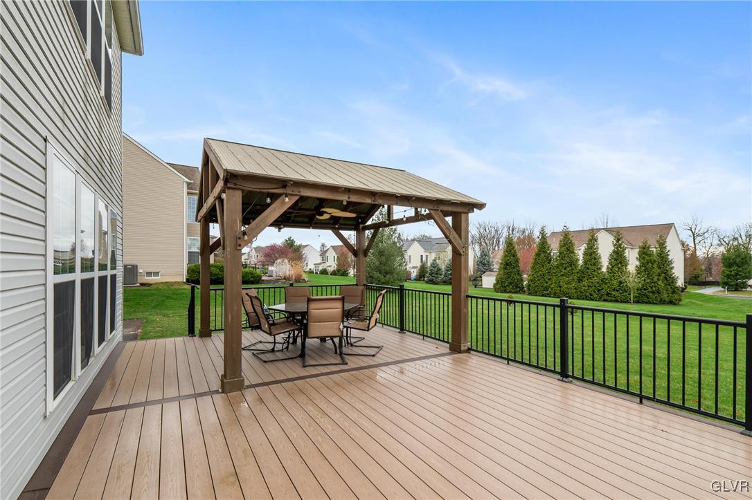 6489 Trafalgar Drive
