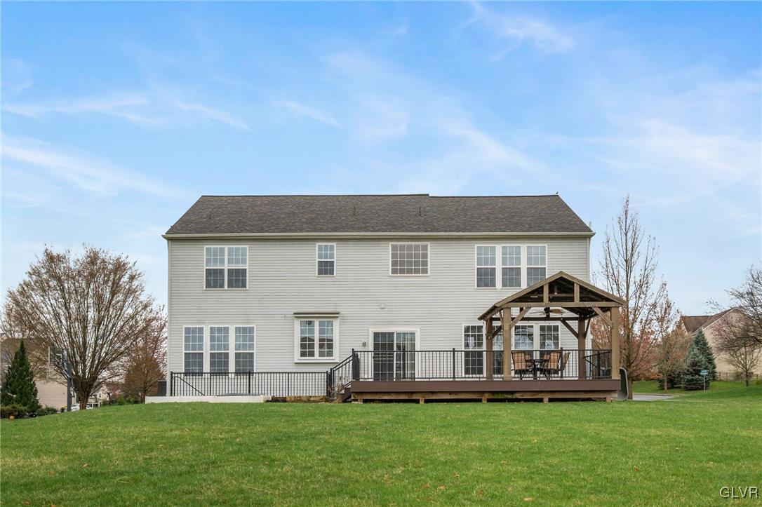 6489 Trafalgar Drive