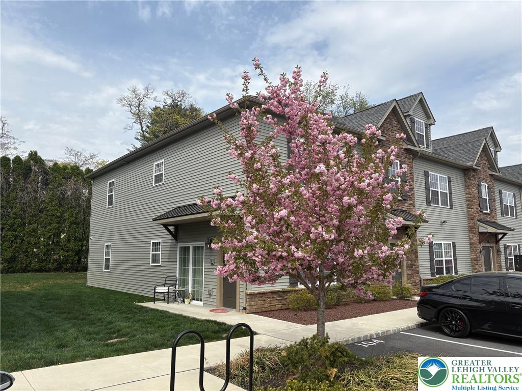 2321 Linford Street 104
