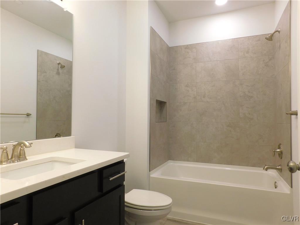 2321 Linford Street 104