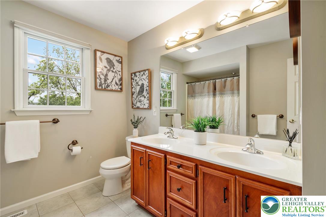 168 Forsythia Lane