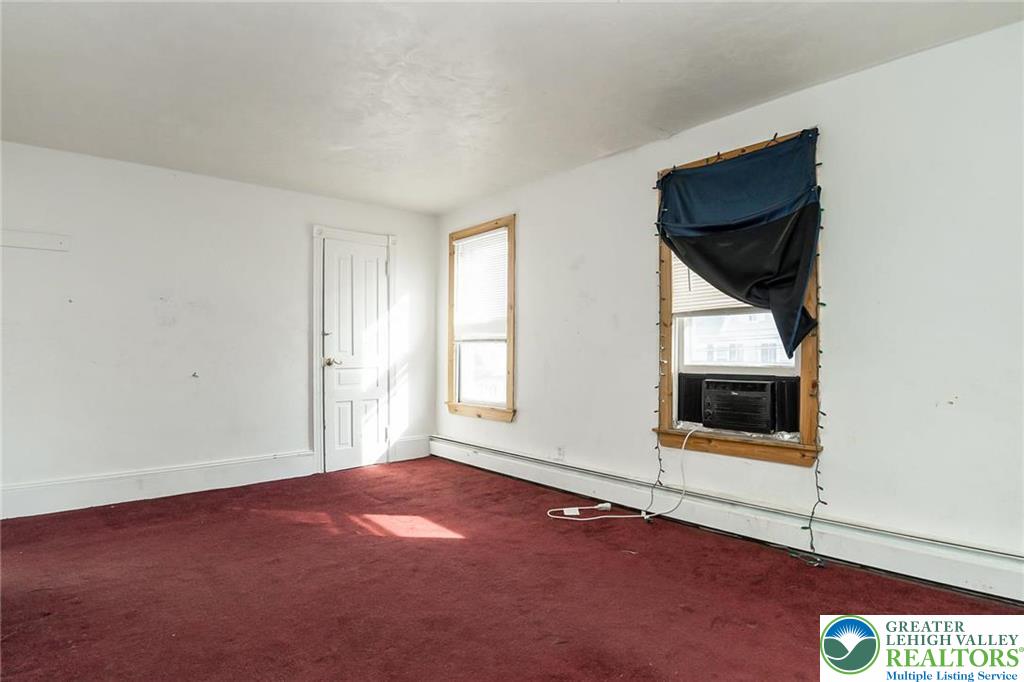 4109 Main Street