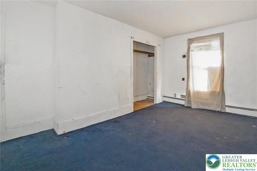 4109 Main Street