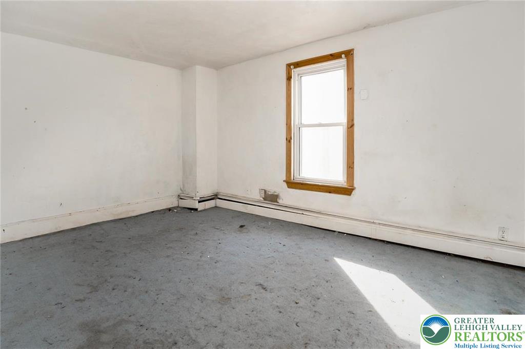 4109 Main Street