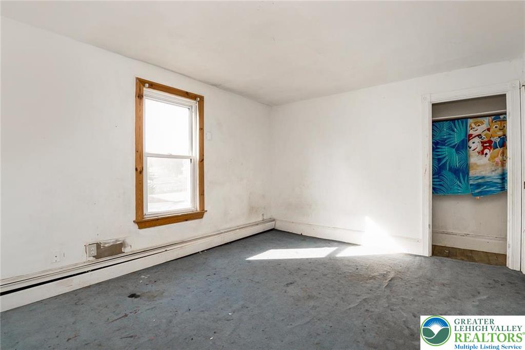 4109 Main Street