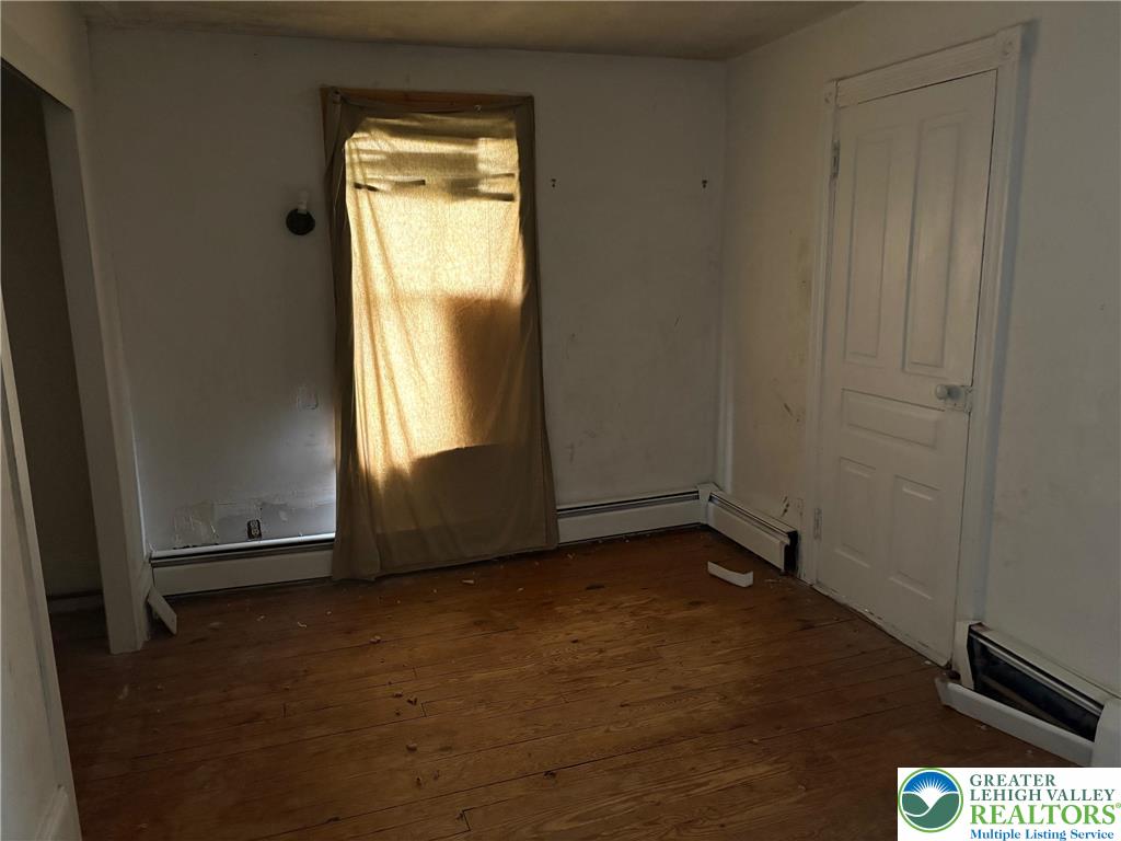 4109 Main Street