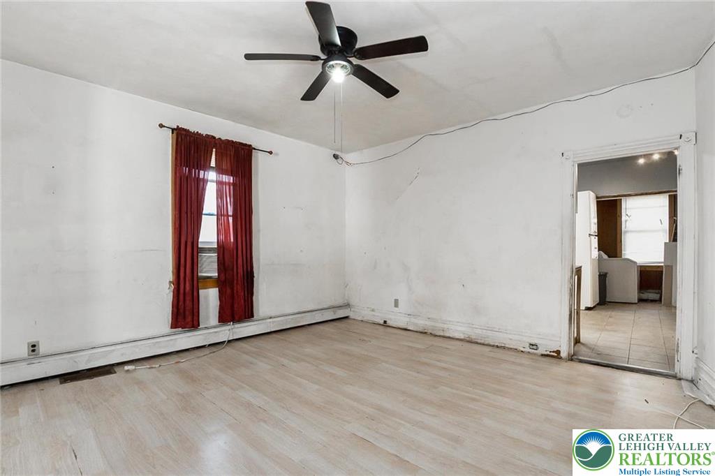 4109 Main Street