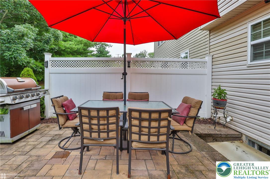 5502 Tanglewood Lane