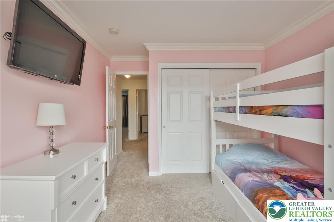 5502 Tanglewood Lane